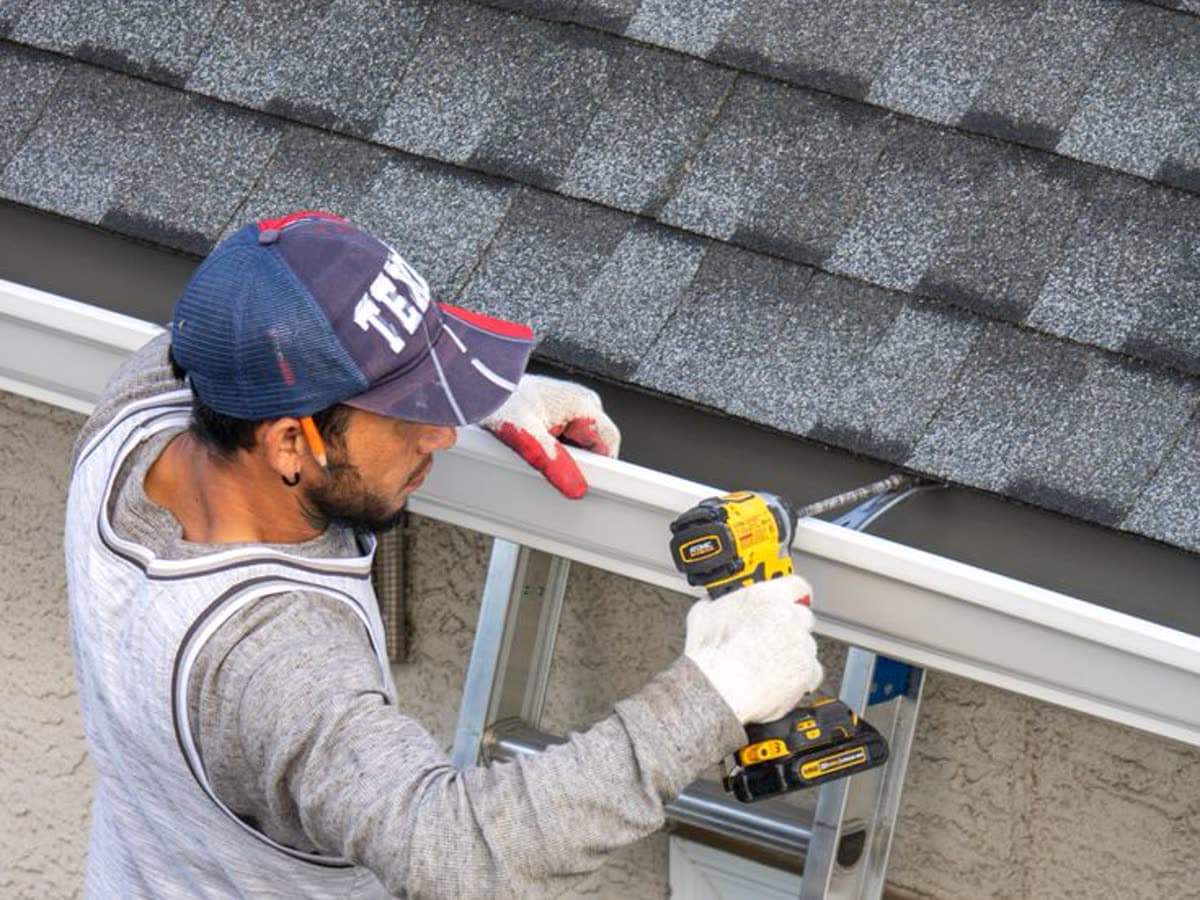 Gutters business at work